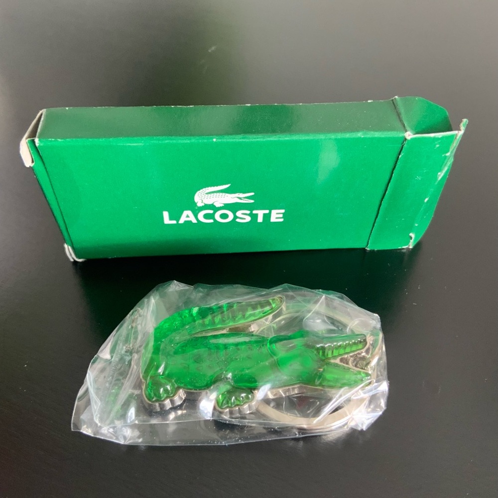 NIB Lacoste Promotional Green Crocodile Key Chain Collectible
